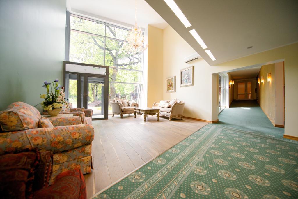 Villa Hotel Theresa Раквере Экстерьер фото