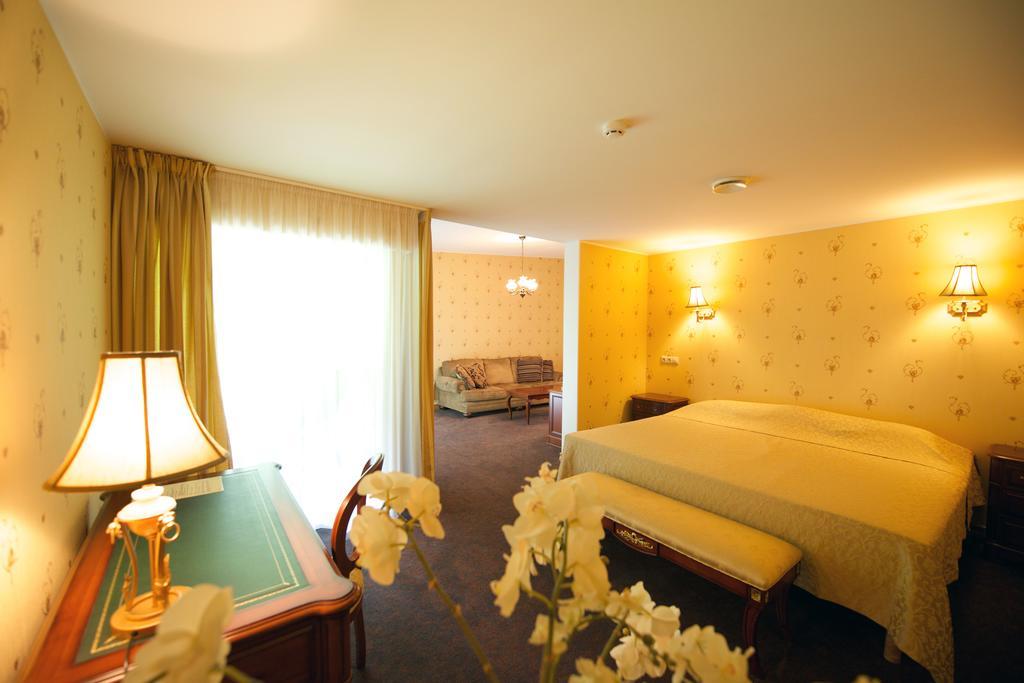 Villa Hotel Theresa Раквере Номер фото